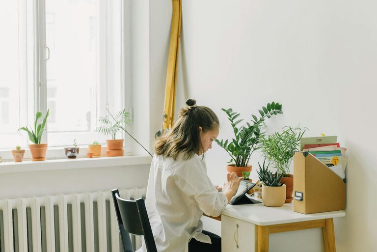 Tips for Creating a Relaxing and Productive Home Office Environment